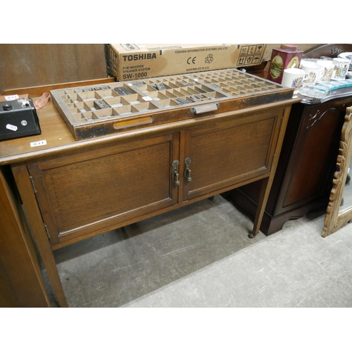 831 - INLAID 2 DOOR SIDEBOARD