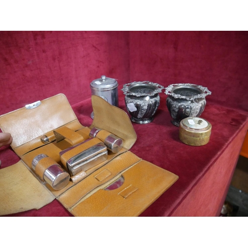 116 - LOT OF SILVER PLATE