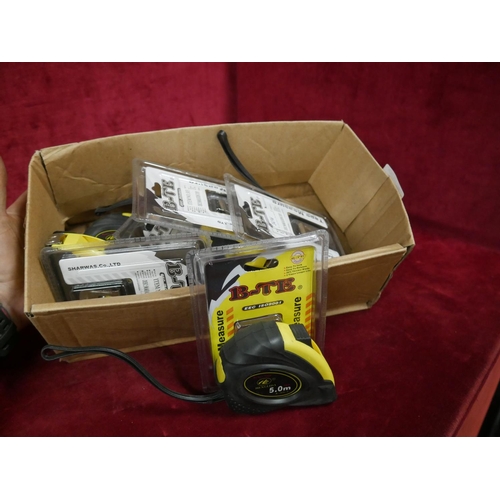 149 - BOX OF MEASURING TAPES