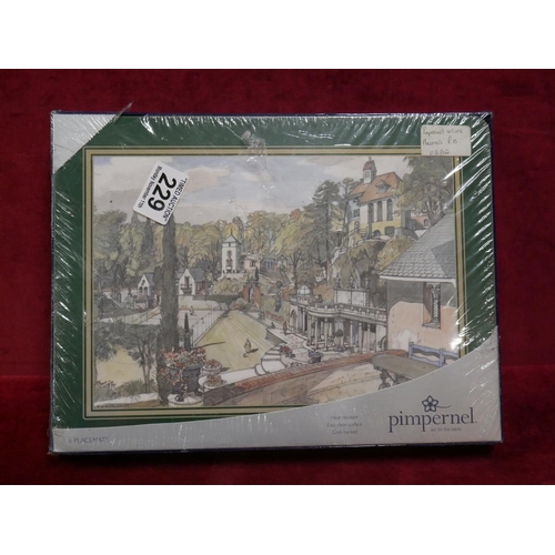 229 - LOT OF PLACE MATS