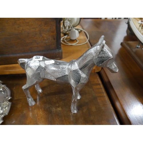 859 - CHROME HORSE