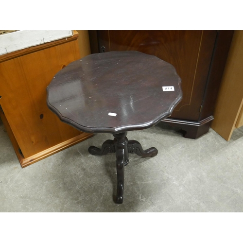 814 - OCCASIONAL TABLE