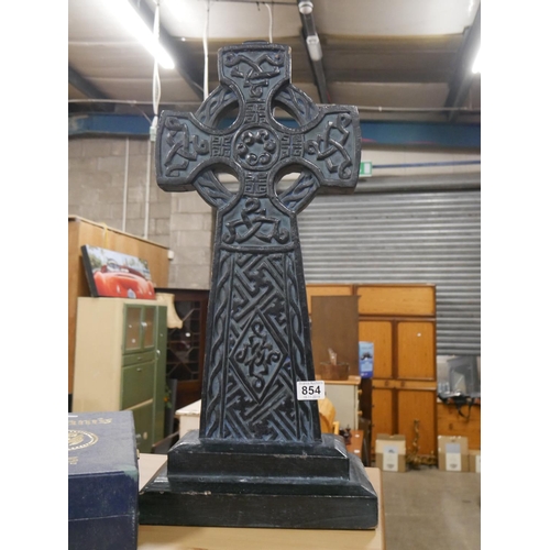 854 - WOODEN CELTIC CROSS