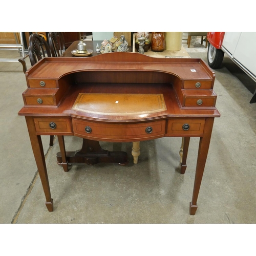 266 - LADIES WRITING DESK