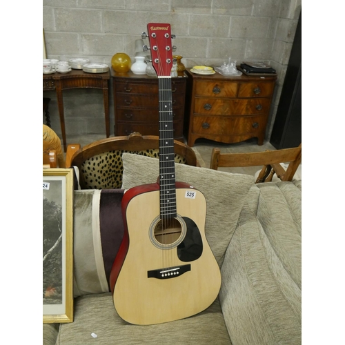 525 - ACOUSTIC GUITAR