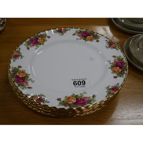 609 - 6 OLD COUNTRY ROSE DINNER PLATES