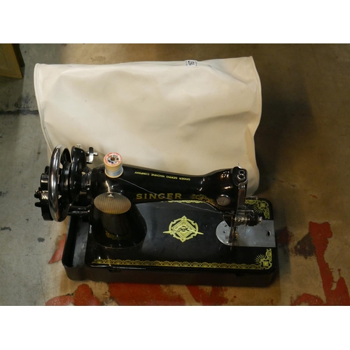 167 - SEWING MACHINE