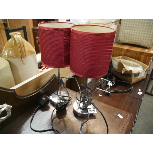 969 - 2 TABLE LAMPS