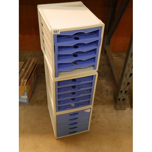 597 - FILING TRAYS