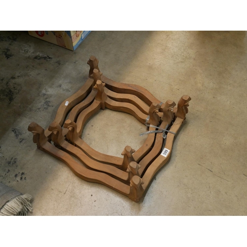 599 - 3 FOOT STOOL FRAMES