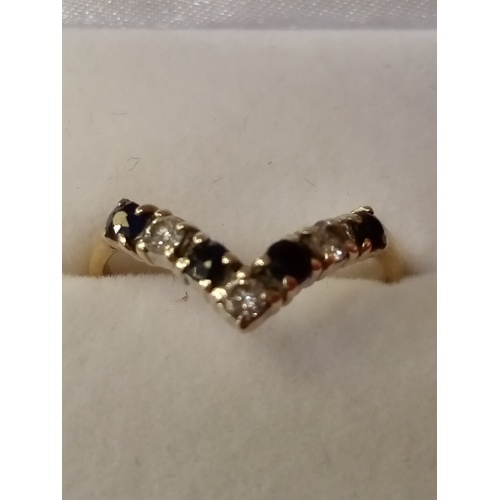 385 - 9CT GOLD SAPPHIRE & DIAMOND WISHBONE RING SIZE O