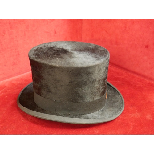 220 - SILK TOP HAT