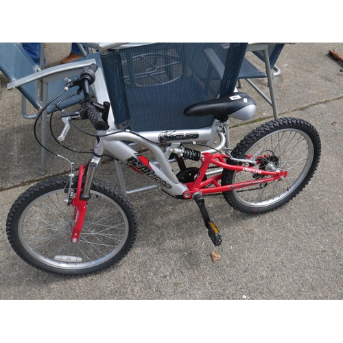 48 - CHILDS BIKE