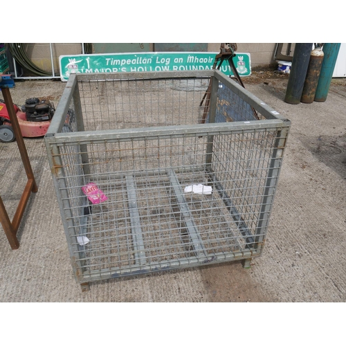 6 - GALVANISED CAGE