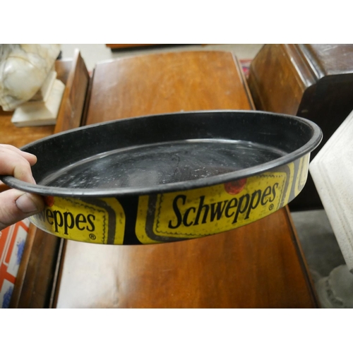 712 - SCHWEPPES TRAY