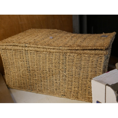 829 - BASKET