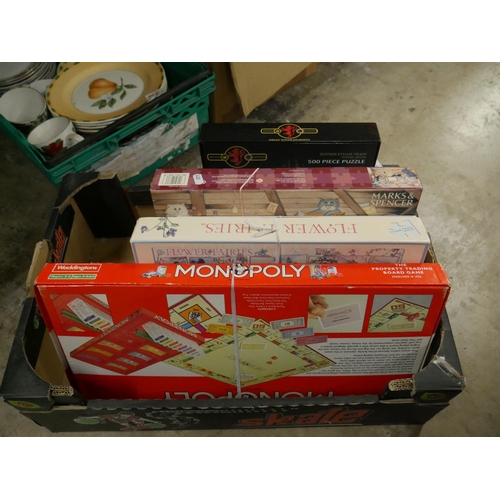 856 - BOX LOT