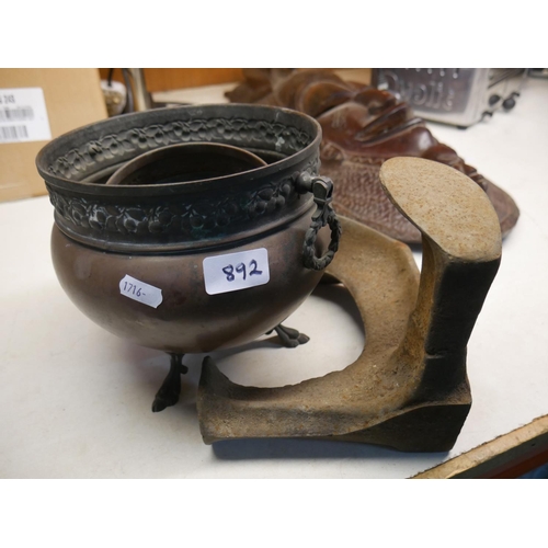 892 - COPPER POTS & SHOE LAST