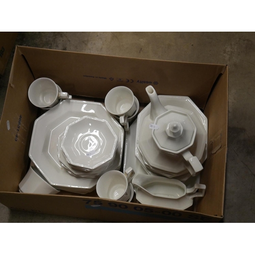 905 - BOX OF WHITE TEAWARE