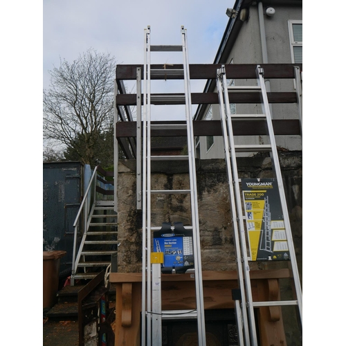 107 - NEW DOUBLE EXTENSION LADDER   3.5m