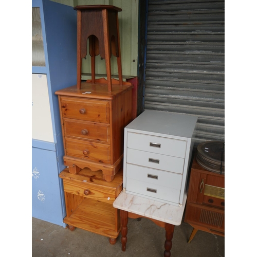 128 - OCCASIONAL FURNITURE X 5