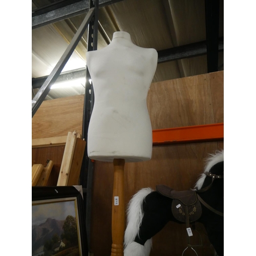 872 - SHOP MANNEQUIN