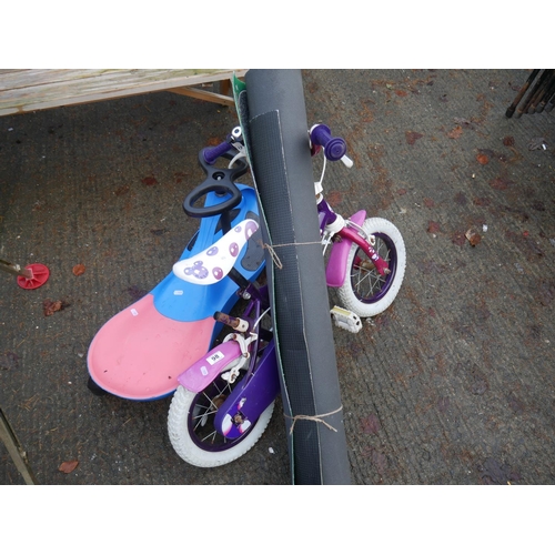 98 - SCOOTER, BIKE & ACTIVITY MAT