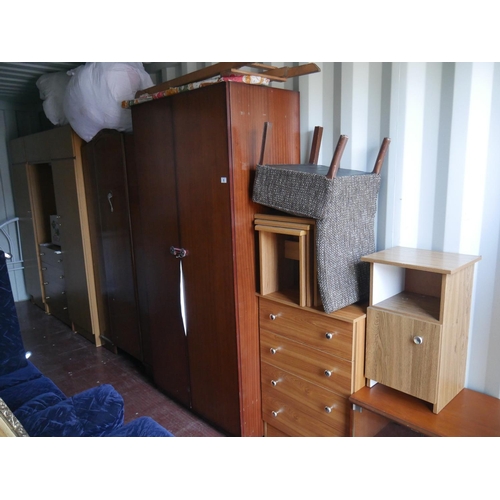 8 - LARGE LOT OF BEDROOM FURNITURE (DELIVERY NOT INCLUDED)