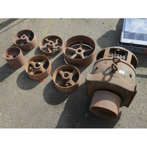 19 - LOT OF OLD METAL WHEELS & GENERATOR HOUSING