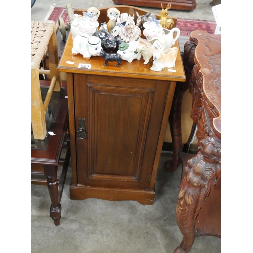 580 - EDWARDIAN MAHOGANY LOCKER