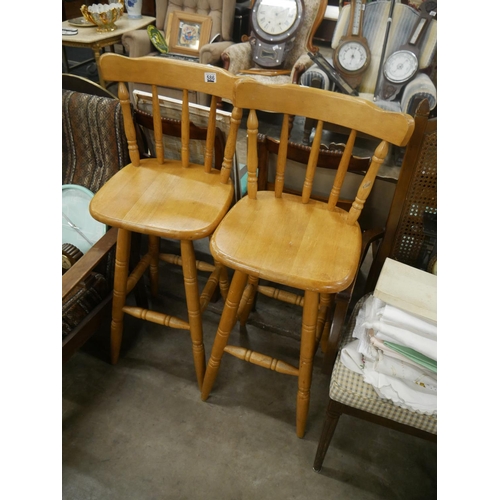 586 - 2 PINE BAR STOOLS