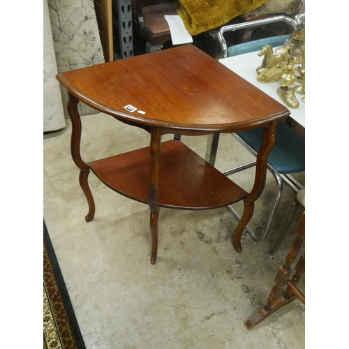 610 - WILLIAM IV 2 TIER CORNER TABLE