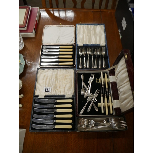 652 - LARGE LOT OF BOXED CUTLERY