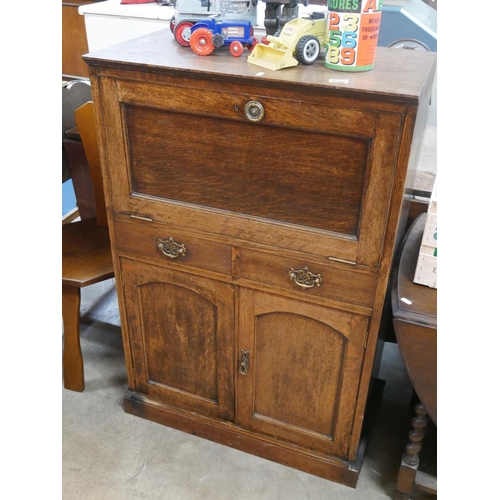 659 - OAK FALL FRONT BUREAU