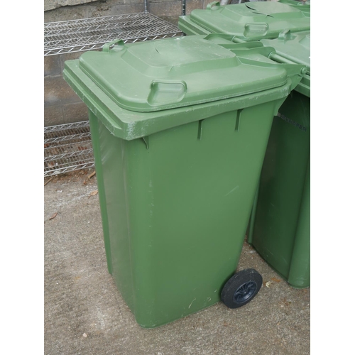 78 - GREEN WHEELIE BIN