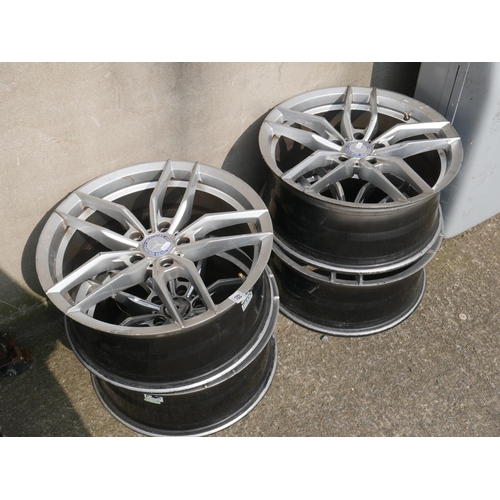 89 - SET OF MERCEDES ALLOY RIMS