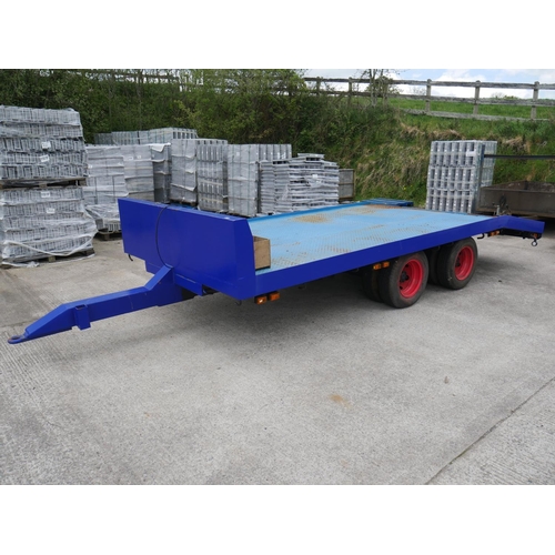 21 - LOW LOADER (VIRTUALLY UNUSED)