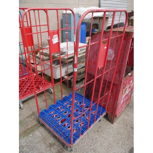 5 - SHOP TROLLEY