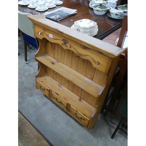 643 - PINE HANGING PLATE RACK