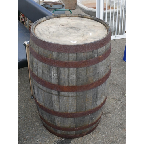 67 - OAK BARREL