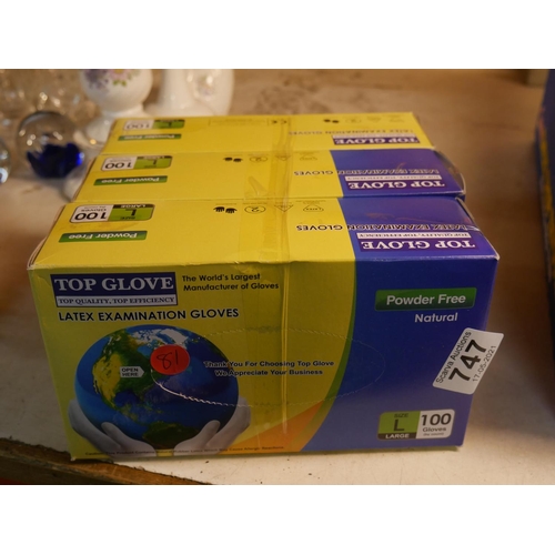 747 - 3 BOXES OF GLOVES