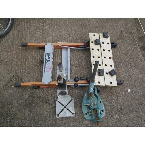 85 - WORKMATE & 2 DRILL STANDS