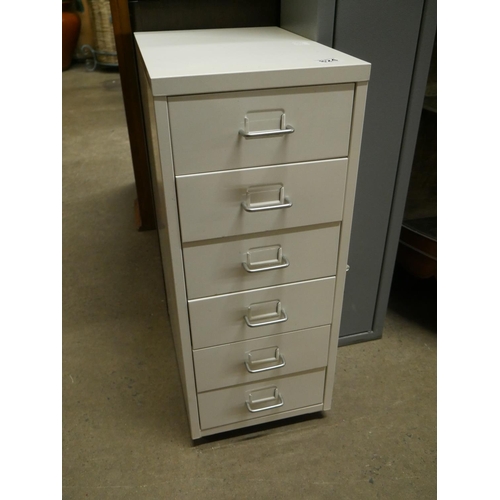 824 - SMALL FILING CABINET