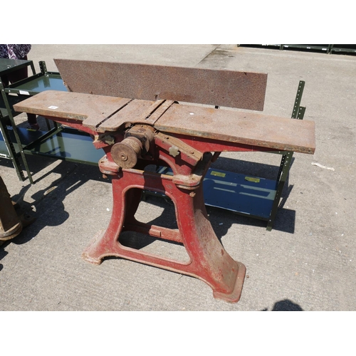 67 - ANTIQUE PLANER WITH CAST IRON BASE