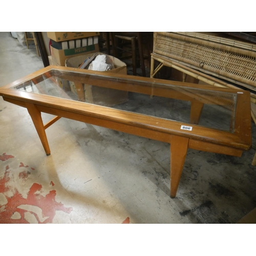 806 - RETRO COFFEE TABLE