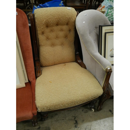 554 - VICTORIAN CHAIR