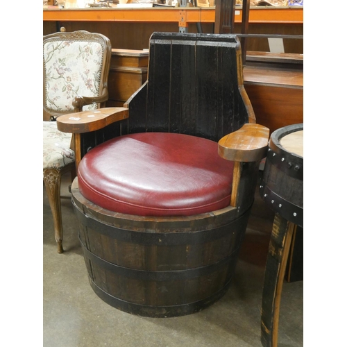 601 - BARREL CHAIR