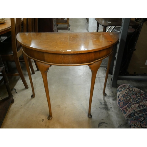 842 - HALFMOON HALL TABLE