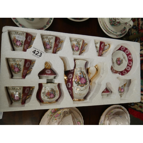 423 - BOXED TEA SET