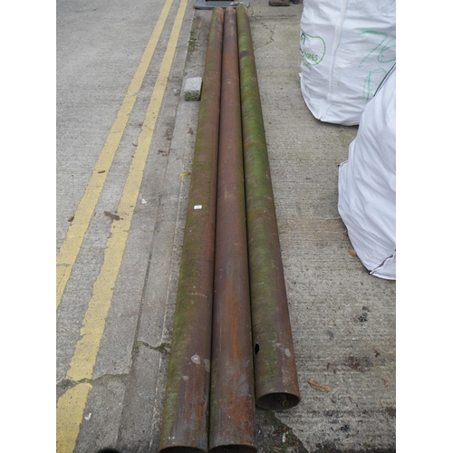 17 - 3 LENGTHS OF STEEL PIPING